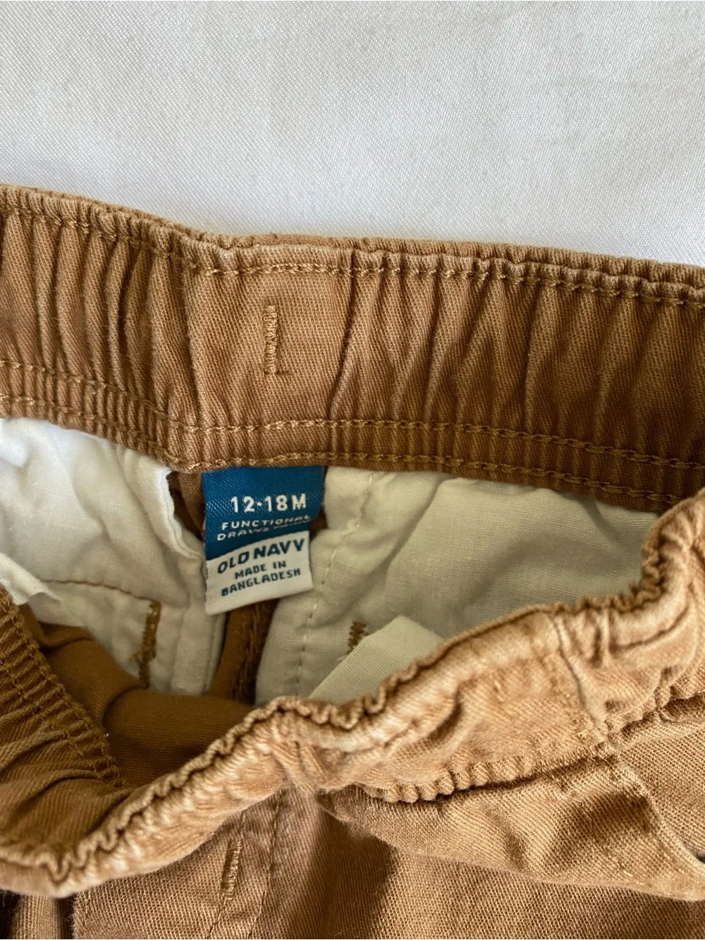Old Navy Toddler Chino Size 12-18M